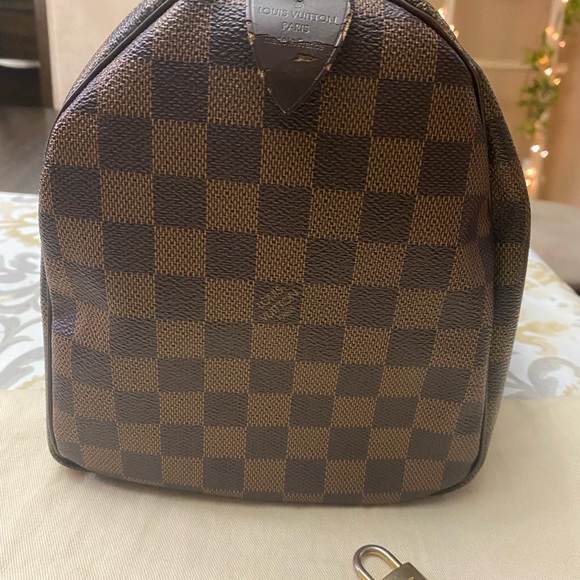 SOLD LV speedy - Picture 9 of 12